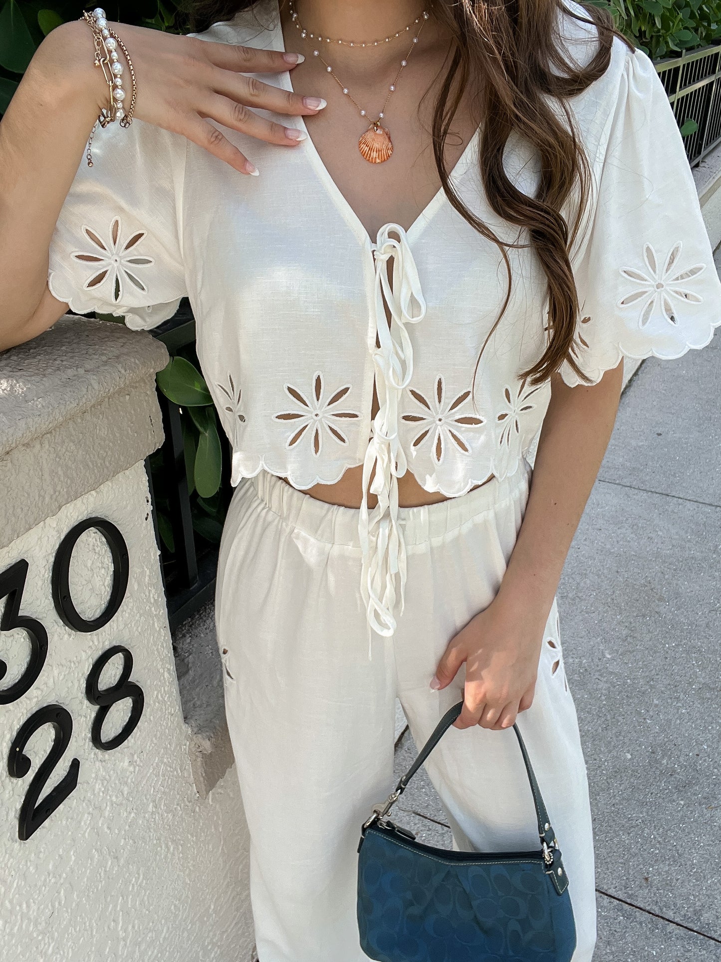 Positano Linen Eyelet Set (PRE-ORDER/RESTOCK)