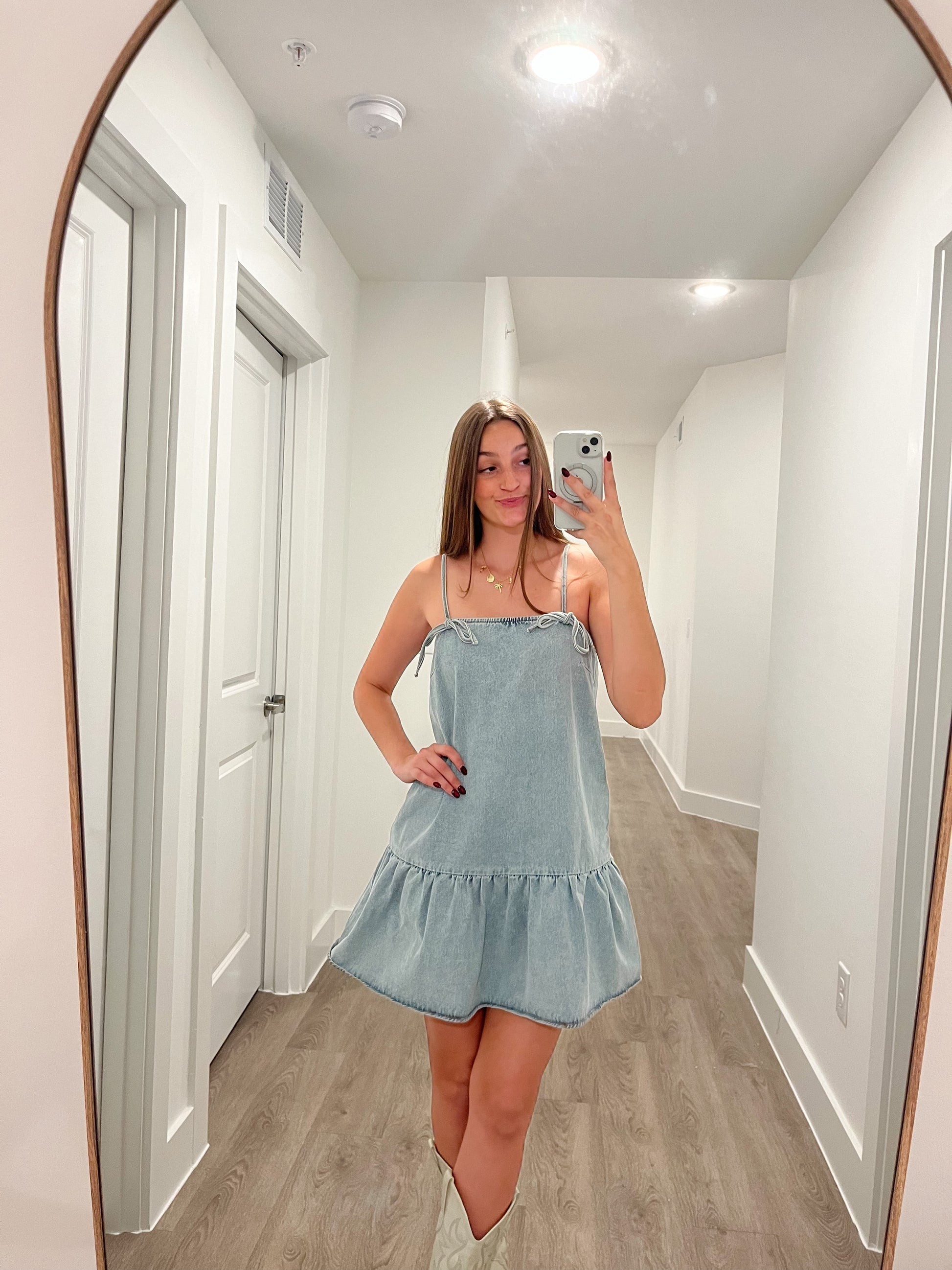 tiered denim dress Button Up Long Sleeve Medium / XL The collared V neckline feels crisp and flattering Tiered Denim Dress Chasing