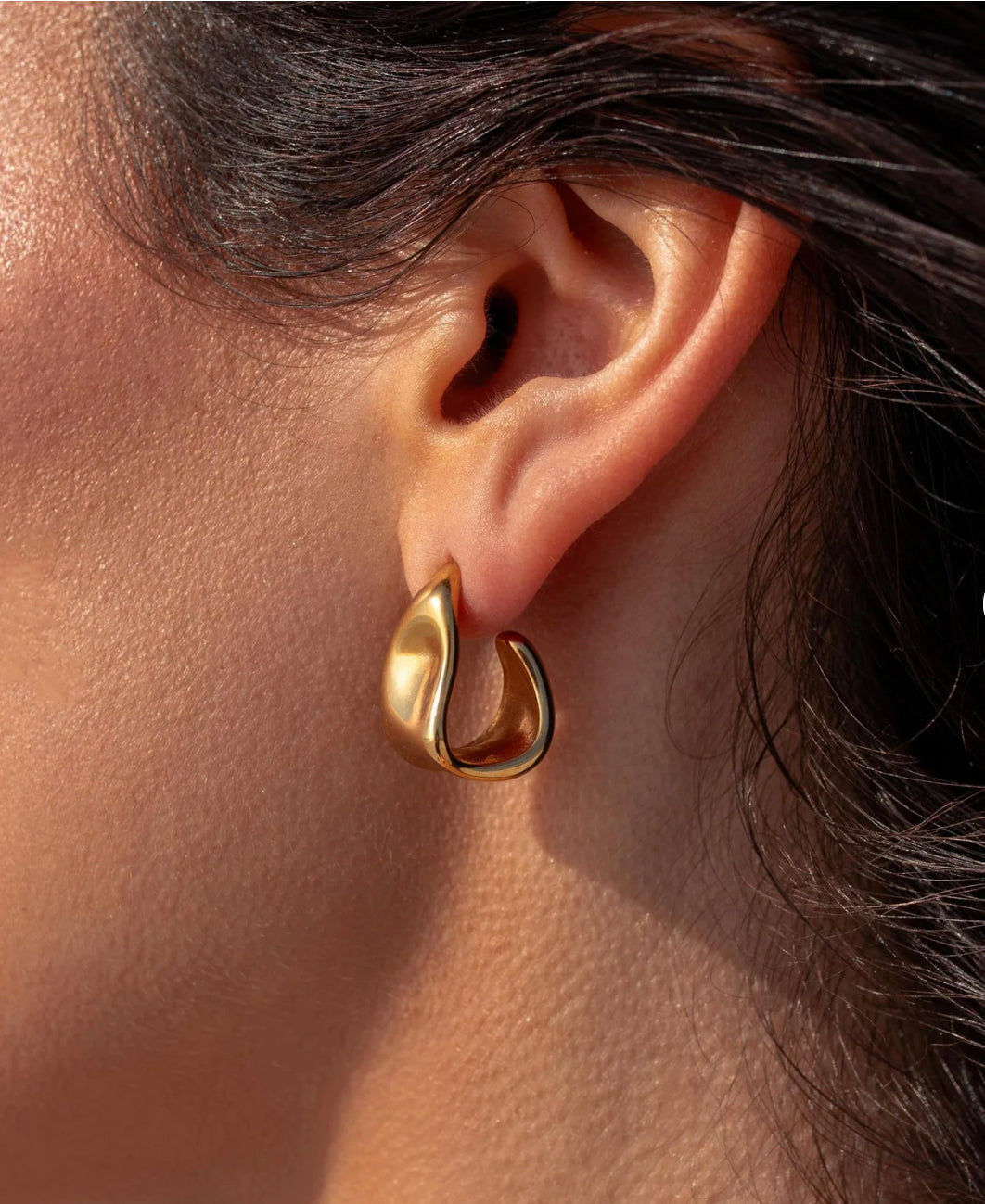 Vespera Earring