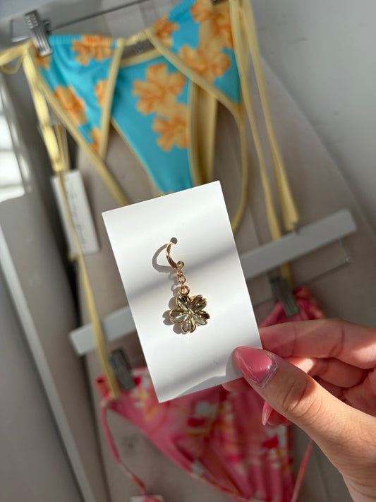Flower charm