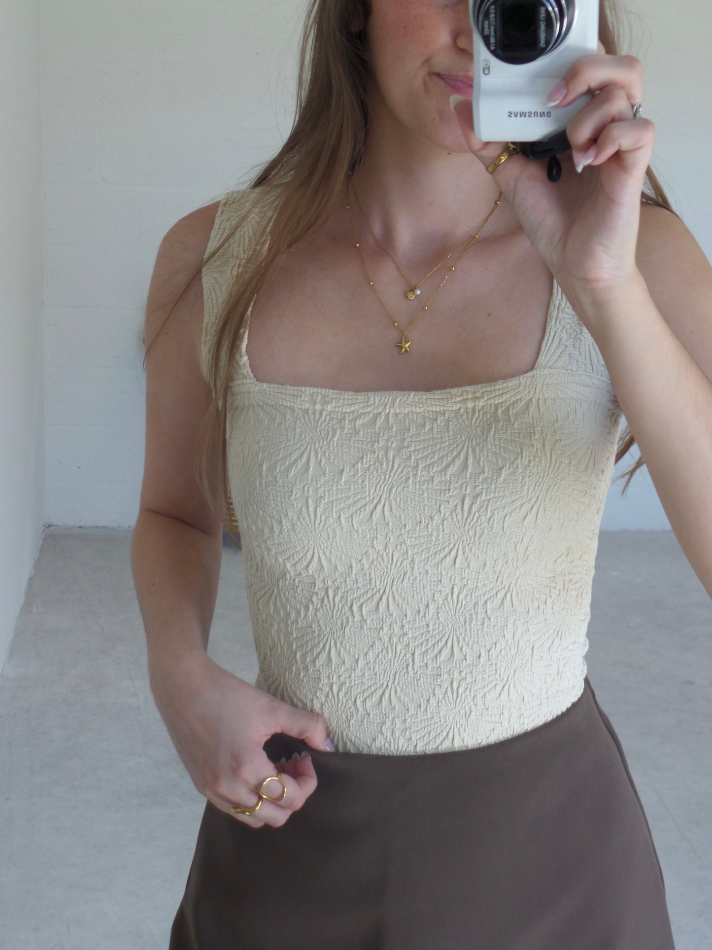 Oak Seamless Top