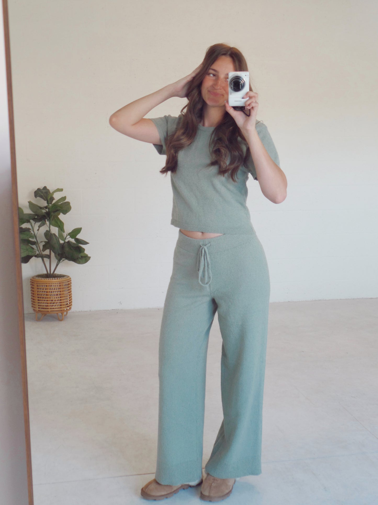 Mistletoe Morning Set